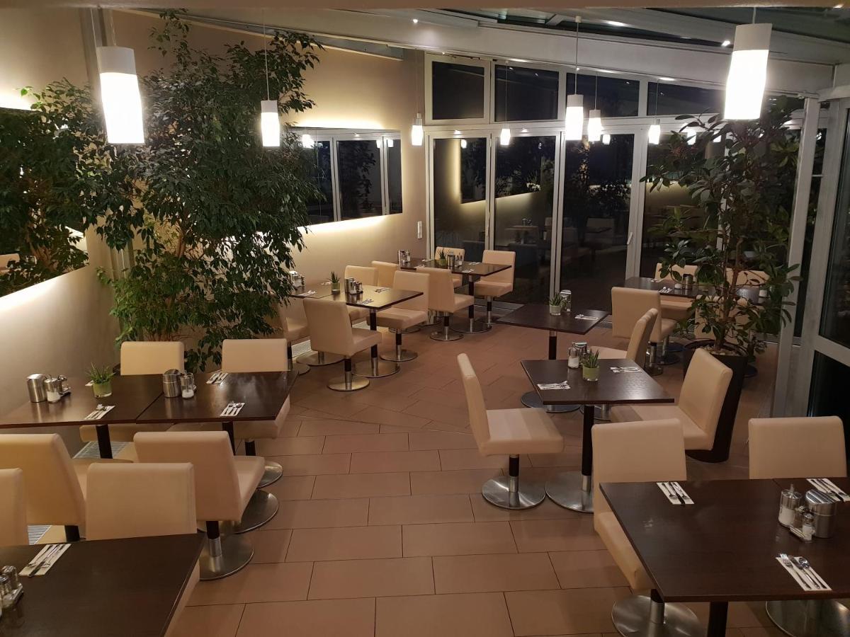 City Hotel Stuttgart Exteriör bild